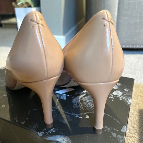 Inez Lola: Almond Nappa Size 7.57.5 / Standard - Picture 11 of 11